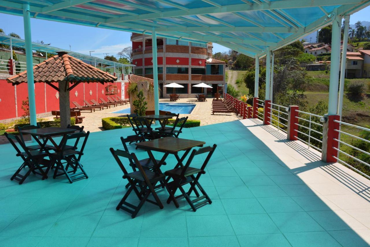 Do Papai Noel Hotel Penedo (Rio de Janeiro)